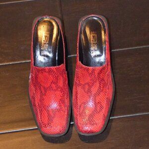 Andrew Stevens Red Snakeskin Wedge Heel Slides EU37